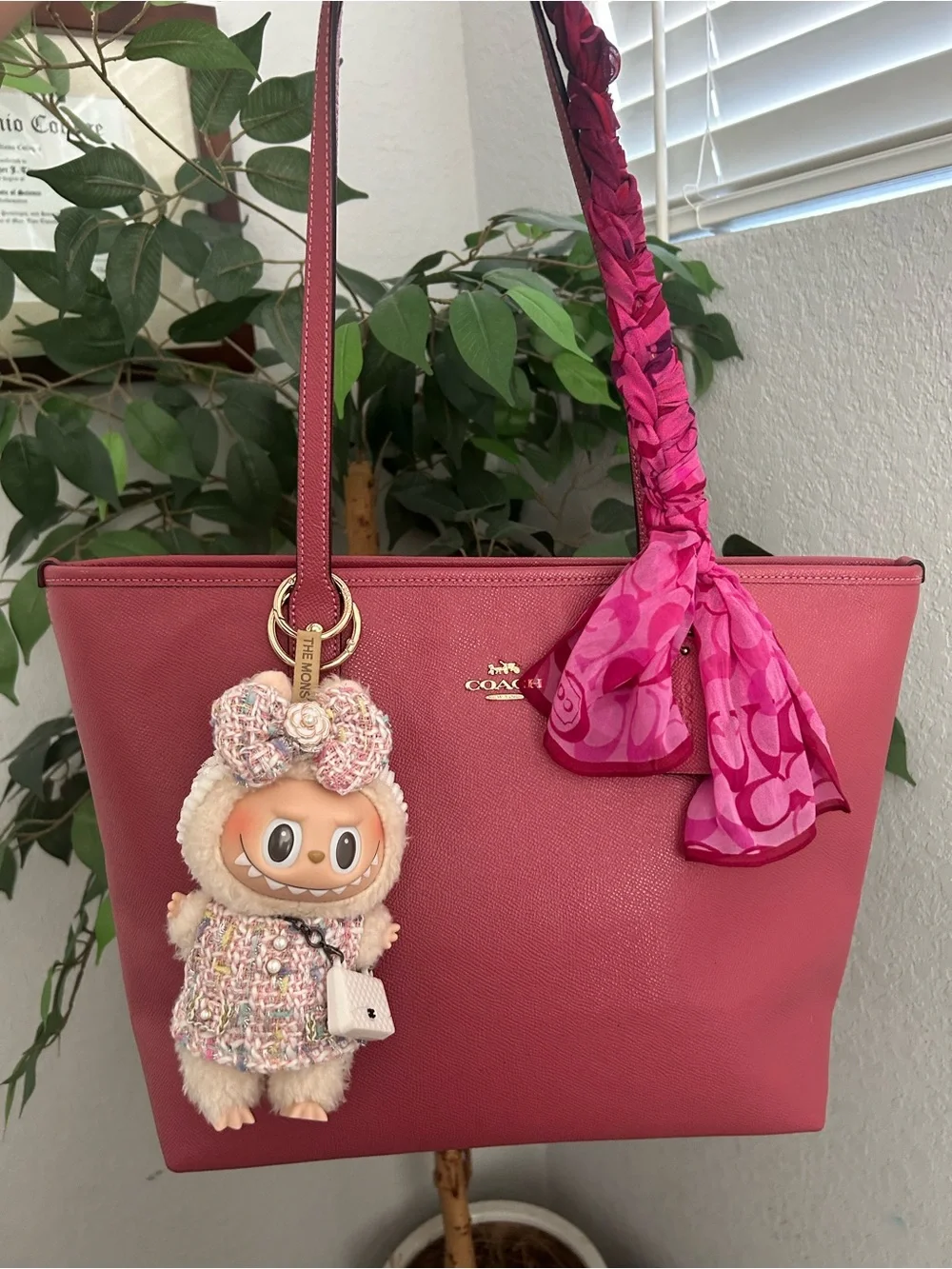Coach elegant leather